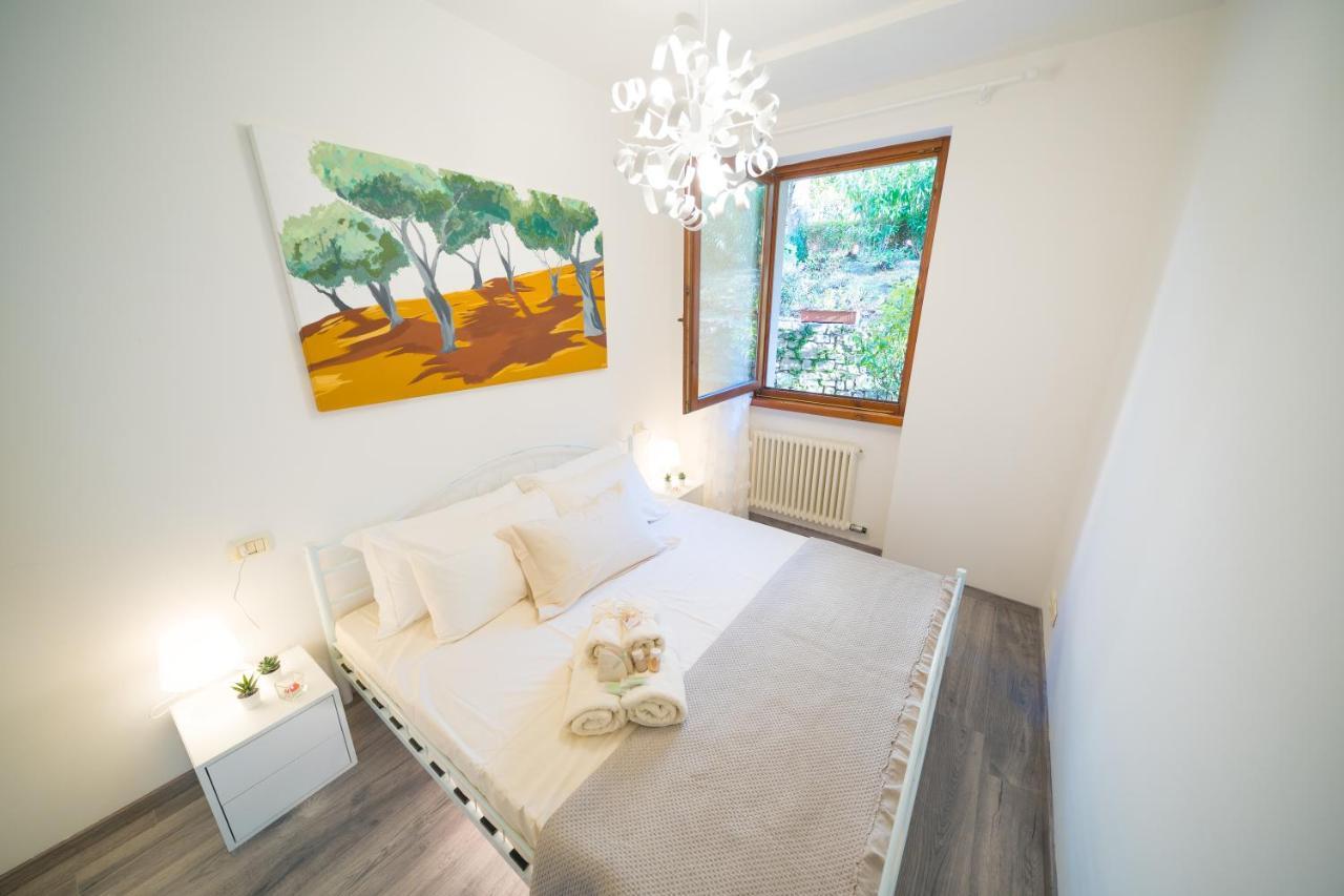 Ulivi Beth'S House Apartment Brenzone sul Garda Bagian luar foto