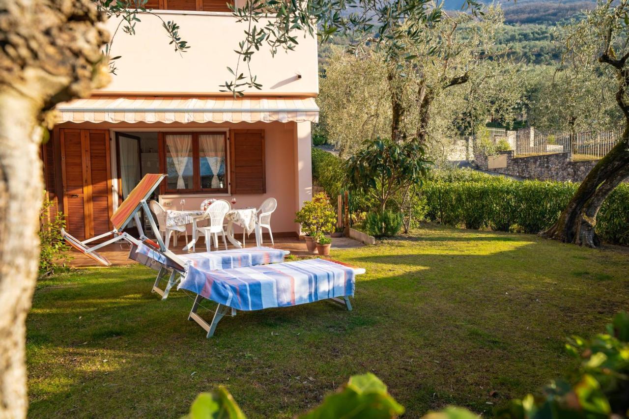 Ulivi Beth'S House Apartment Brenzone sul Garda Bagian luar foto